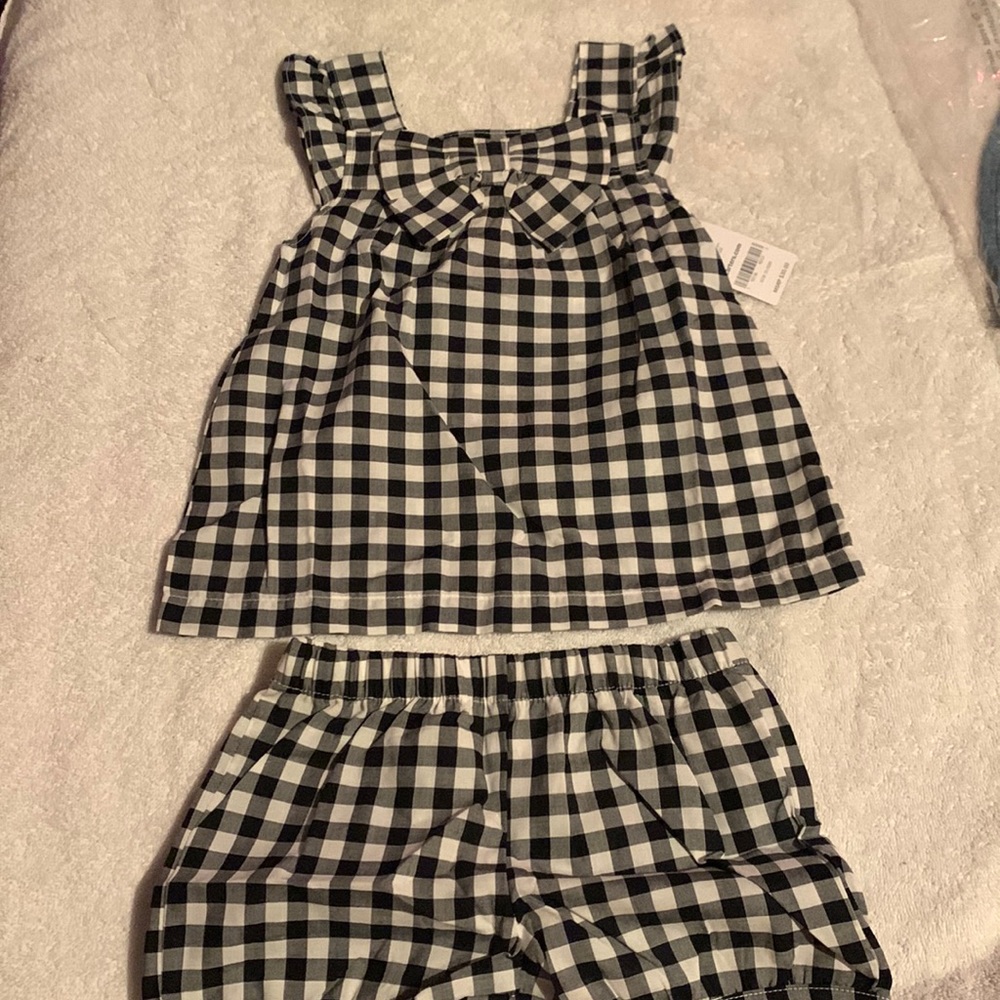 Two piece black and white checkered summer outfit